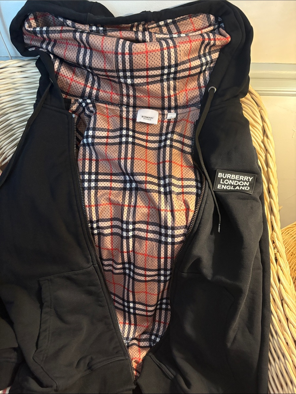 BURBERRY ZIP UP HODDIE